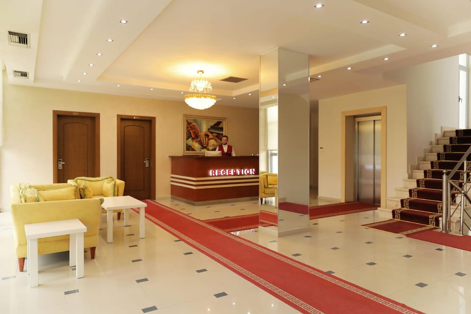 HOTEL GJUTA Hotel in Tirana