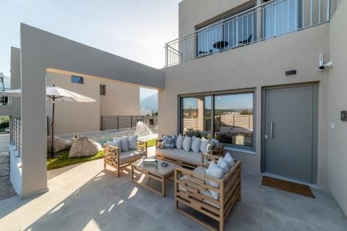 KS Luxury Villas Heated Pools Hotel in Crete