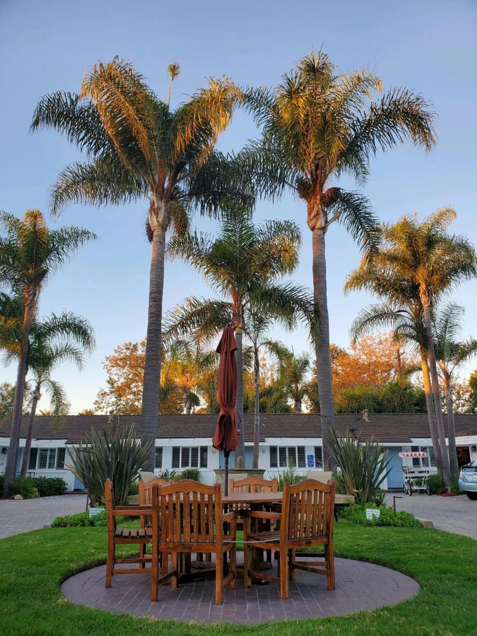 Marina Beach Hotel Hotel in Santa Barbara