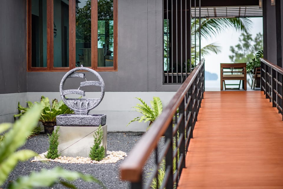 Mangrove Bay Krabi Beachfront Pool Villa Hotel in Krabi Changwat
