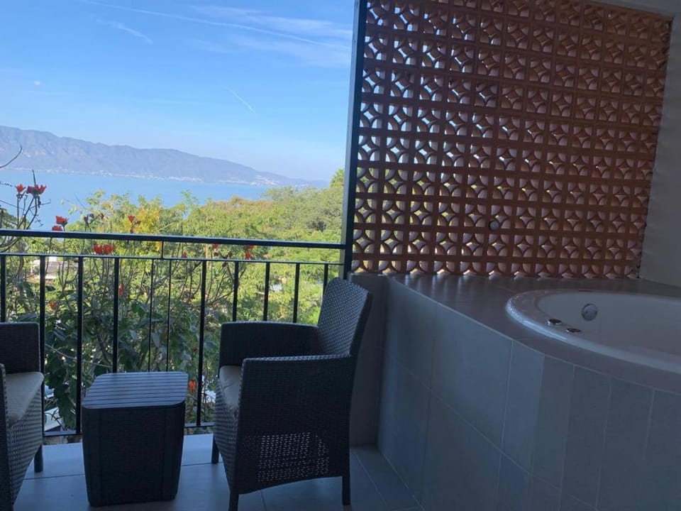 CASA RIVERA DE MORAS Hotel in Chapala