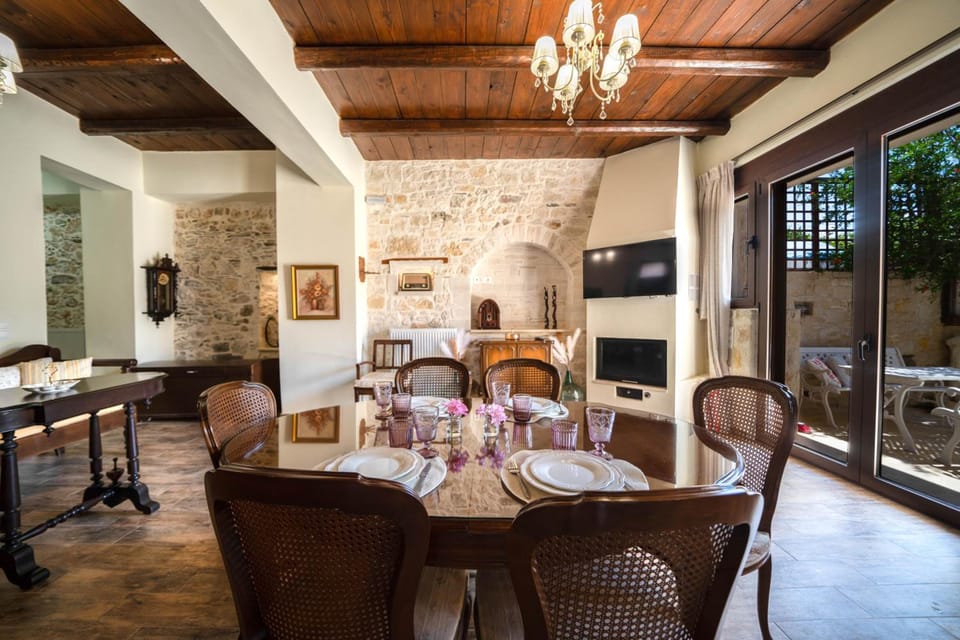 Arhontariki Luxury Apartment Hotel in Panormos in Rethymno