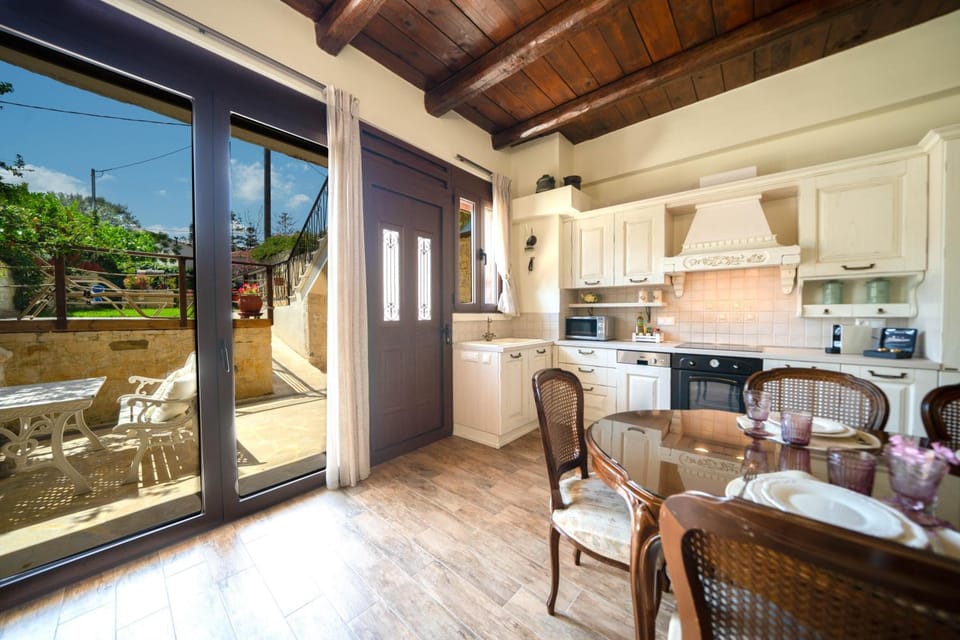 Arhontariki Luxury Apartment Hotel in Panormos in Rethymno