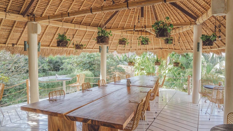 The Green Room Canggu Hostel in North Kuta