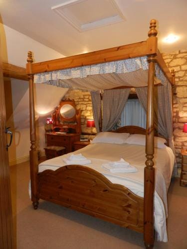 Cotswold Charm Stable Cottage Hotel in Chipping Campden