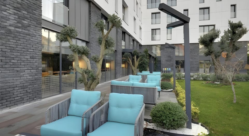 LEO SUITES HOTEL Hotel in Greece