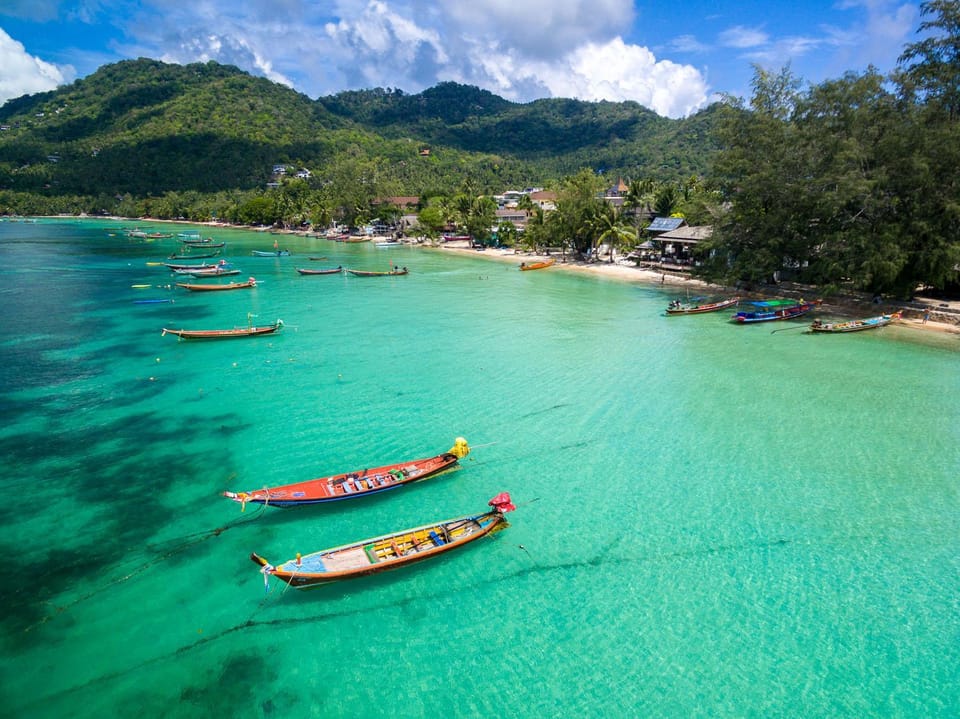 Savage Koh Tao Hostel in Ko Tao