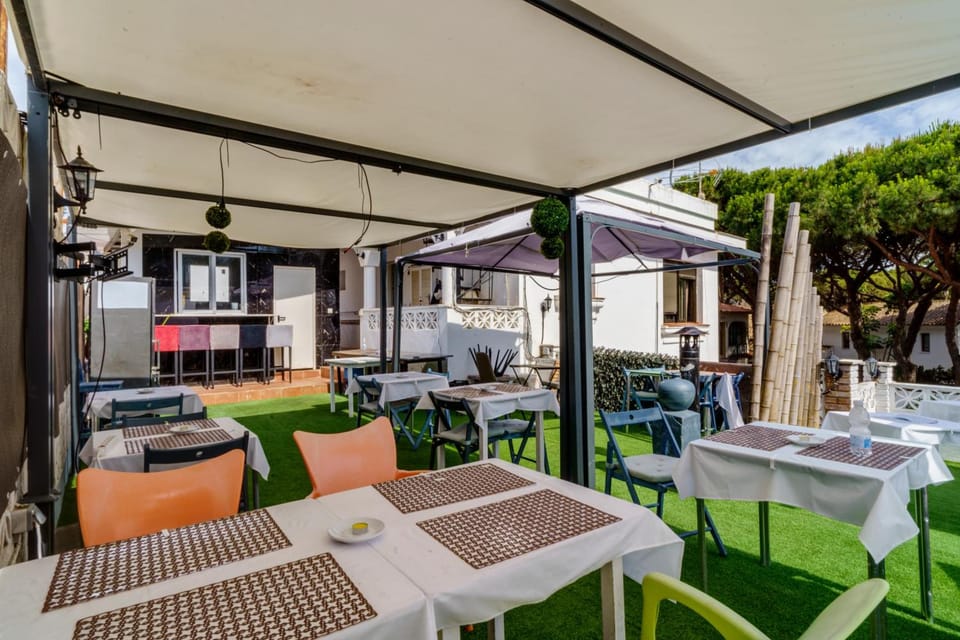 Villa Costa Marbella Hotel in Sitio de Calahonda