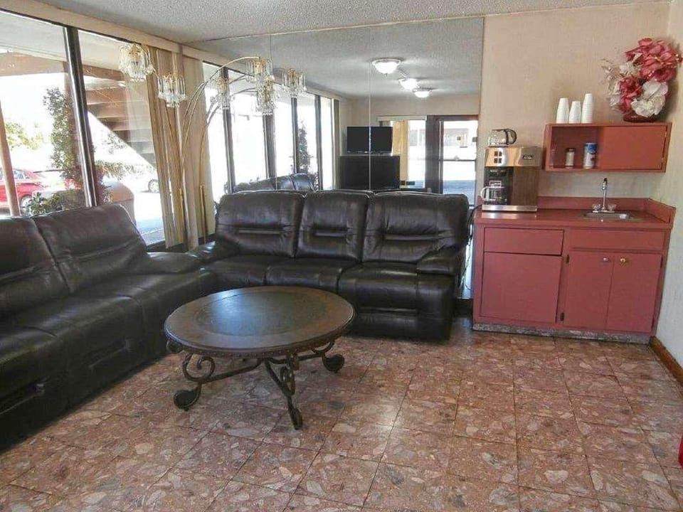 Americas Best Value Inn Decatur, GA Motel in Panthersville