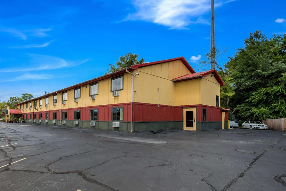 Rodeway Inn Benton Hotel in Arkansas