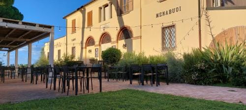 Locanda Menabuoi Hotel in Donoratico