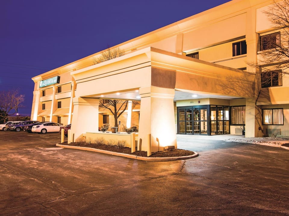 Spark by Hilton Matteson Chicago I 57 Hotel in Indiana