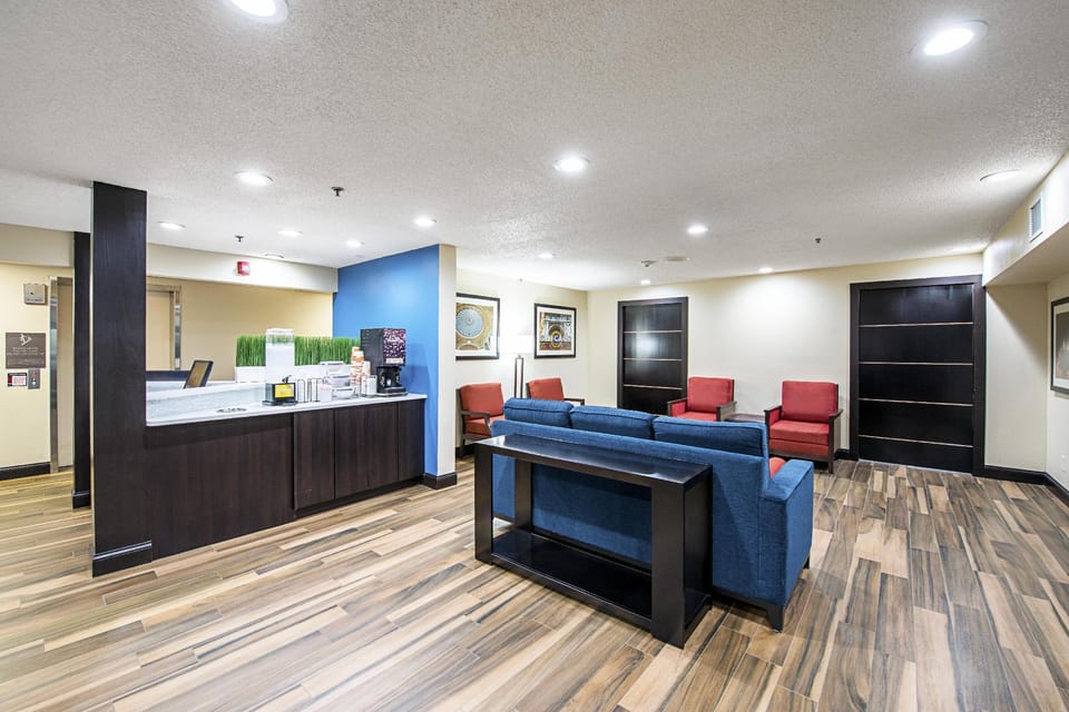 Spark by Hilton Matteson Chicago I 57 Hotel in Indiana