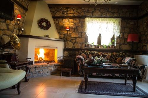 Archontiko Emmanouilidi Suites Hotel in Decentralized Administration of Macedonia and Thrace