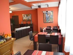 Coffee shop