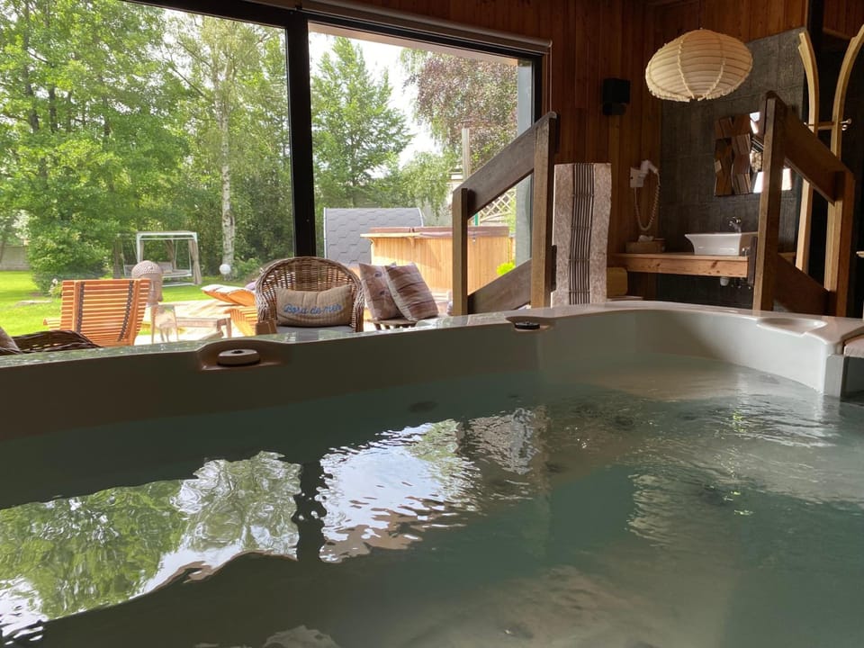 Au Petit Manoir Hotel in Hauts-de-France