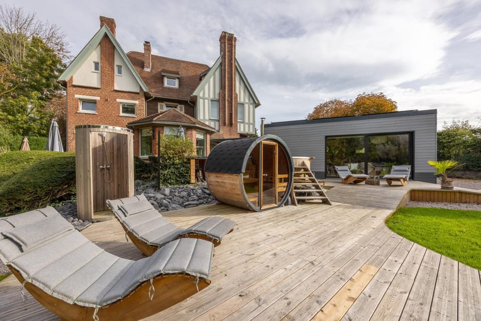 Au Petit Manoir Hotel in Hauts-de-France