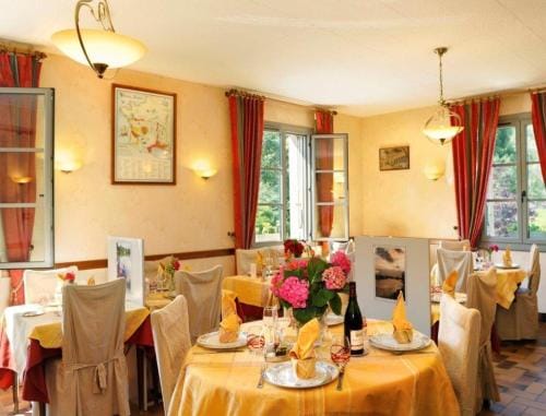 Hotel Auberge de la Bonde logis Hotel in Centre-Val de Loire