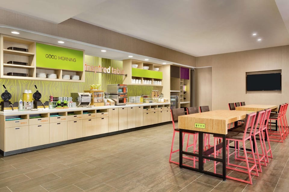Home2 Suites by Hilton Florence/Cincinnati Airport South Hotel in Florence