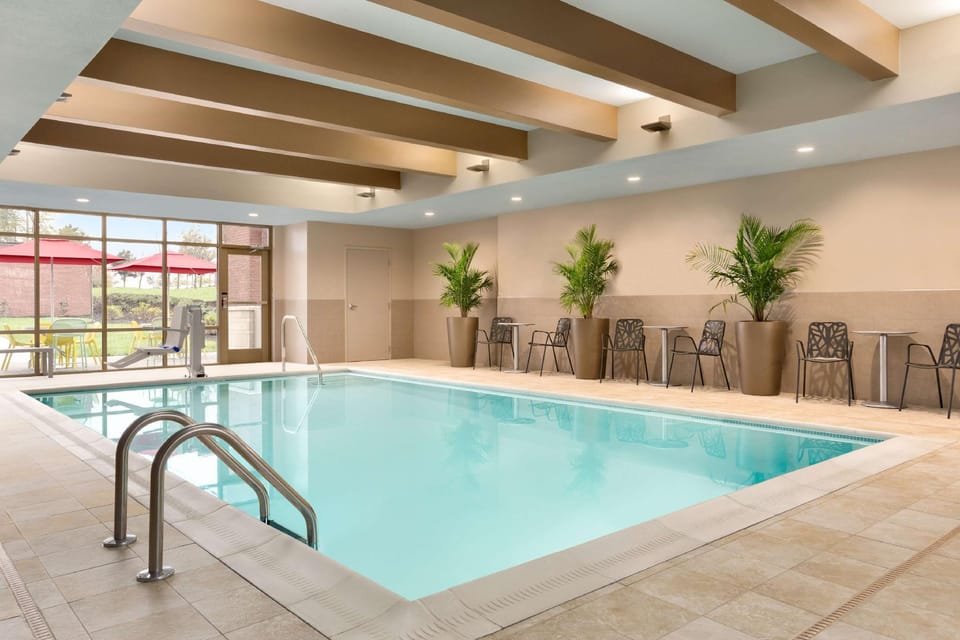 Home2 Suites by Hilton Florence/Cincinnati Airport South Hotel in Florence