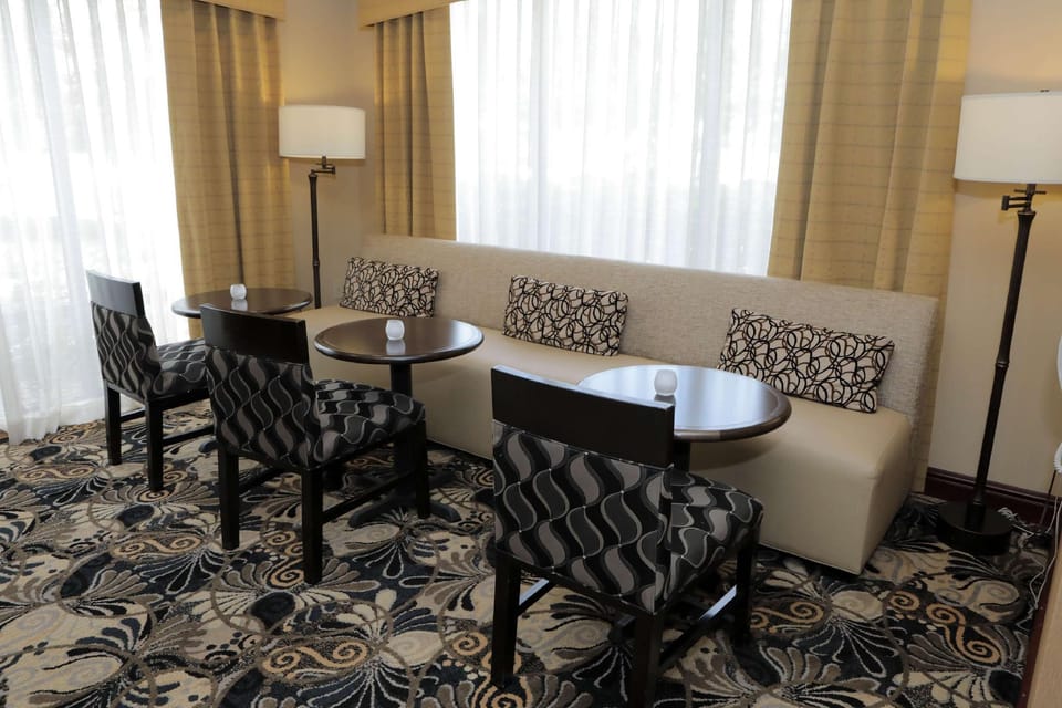 Hampton Inn Clinton Mo Hotel in Ozark Mountains