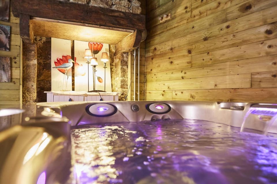 Auberge Du Cheval Blanc - Logis Hotel Hotel in Brittany