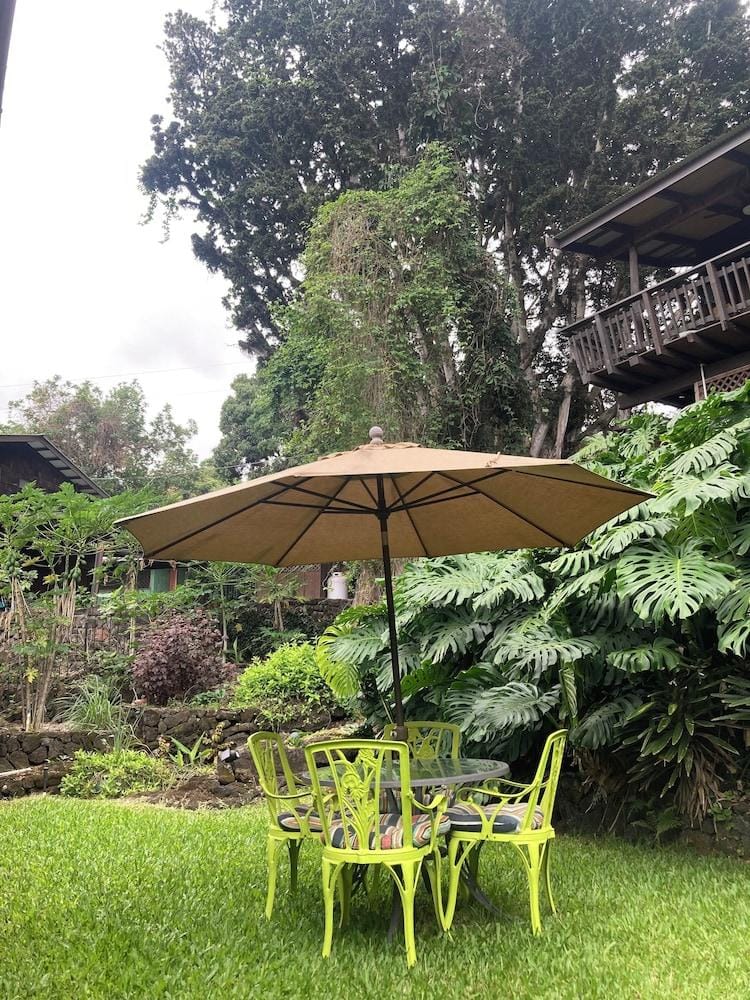 Hale Maluhia Country Inn Inn in Holualoa