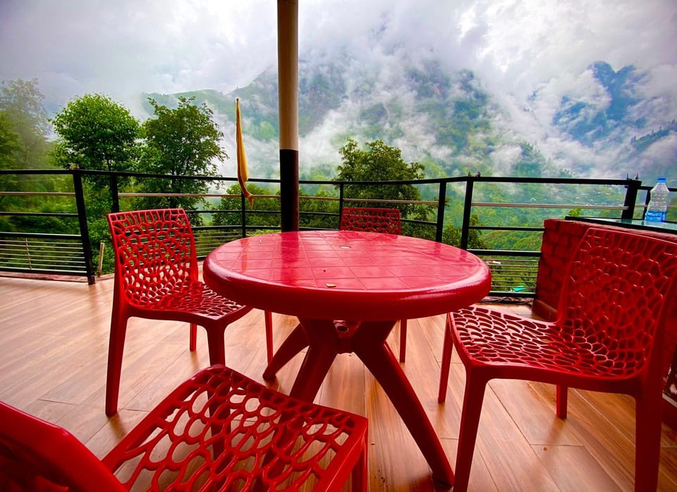 TRIMURTI HOTEL RAMA PALACE Hotel in Himachal Pradesh