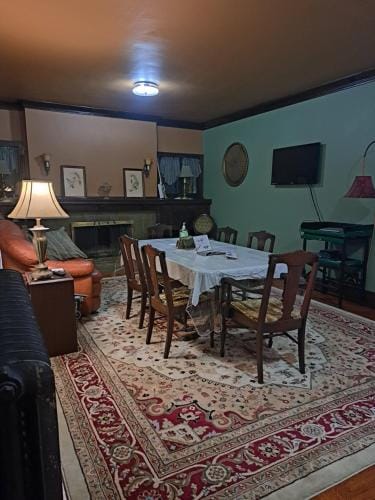 Harriott House, The Gallery Forest Room Hotel in Terre Haute