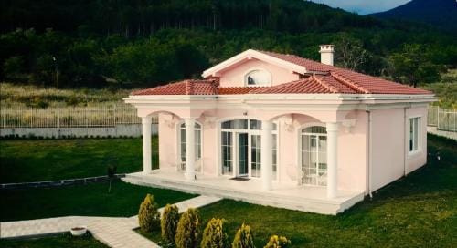 Diamond Villas Hotel in Stara Zagora, Bulgaria