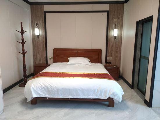 Liangqi Homestay Hotel in Zhejiang