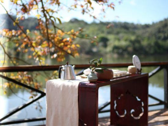 Yinsheng Tea Manor Hotel in China