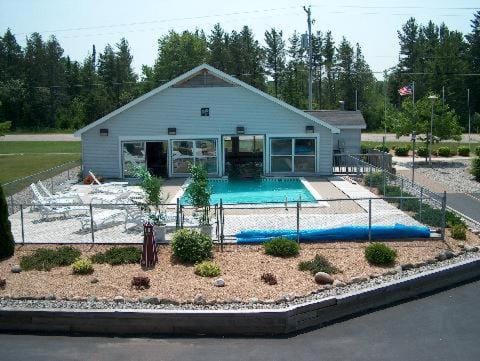 Bells Melody Motel Motel in Mackinaw City