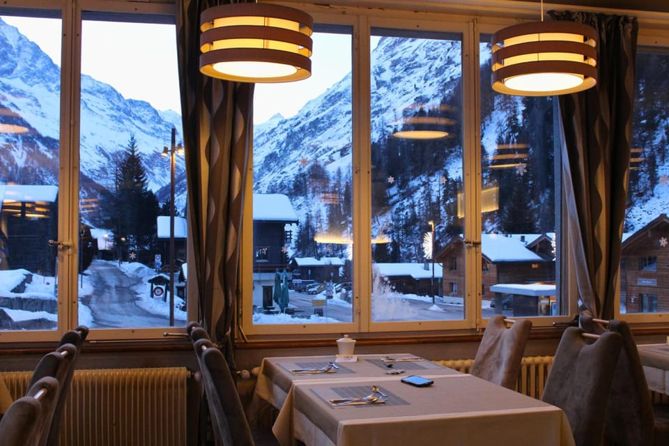 Hotel Le Besso - Swiss Romantic Lodge Zinal Hotel in Canton of Valais