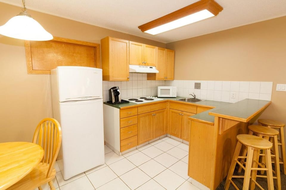 Best Maple Inn - Drayton Valley Motel in Alberta