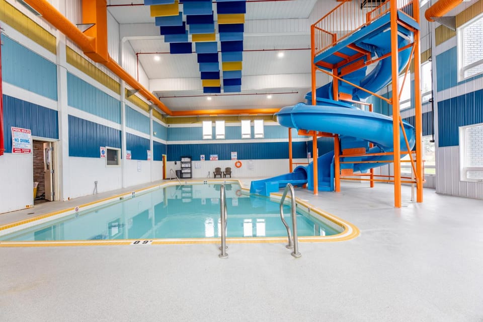 The Kanata by BCMInns - Hinton Hotel in Hinton