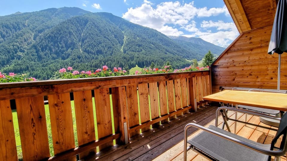 Gastehaus Landhaus Tyrol Hotel in Tyrol