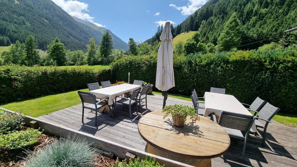 Gastehaus Landhaus Tyrol Hotel in Tyrol