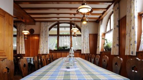 Gasthaus zum Rossli Inn in Canton of Lucerne
