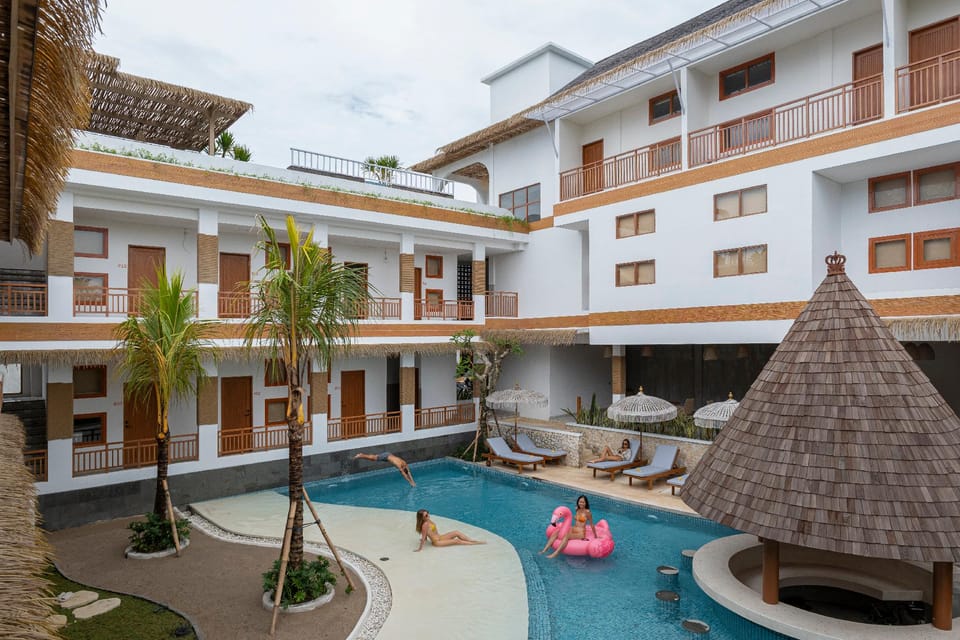 Roomates Beach Hostel Canggu by Ini Vie Hospitality Hostel in North Kuta