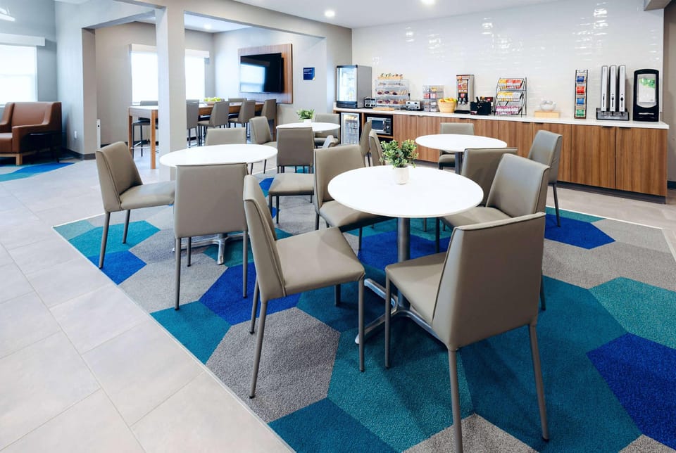 Microtel Inn & Suites By Wyndham Springville Hotel in Springville