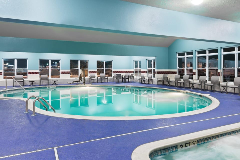 Holiday Inn Express & Suites Columbus Airport East By IHG Hotel in Reynoldsburg