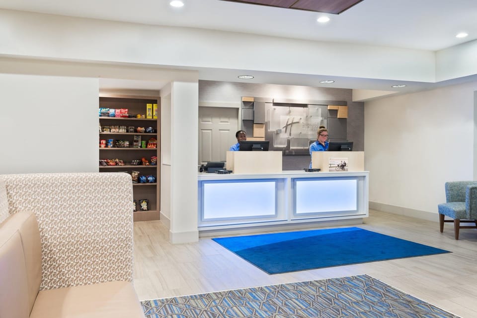 Holiday Inn Express & Suites Columbus Airport East By IHG Hotel in Reynoldsburg