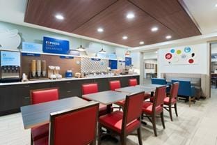 Holiday Inn Express & Suites Columbus Airport East By IHG Hotel in Reynoldsburg