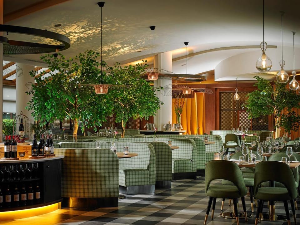 Tullamore Court Hotel Hotel in Ireland