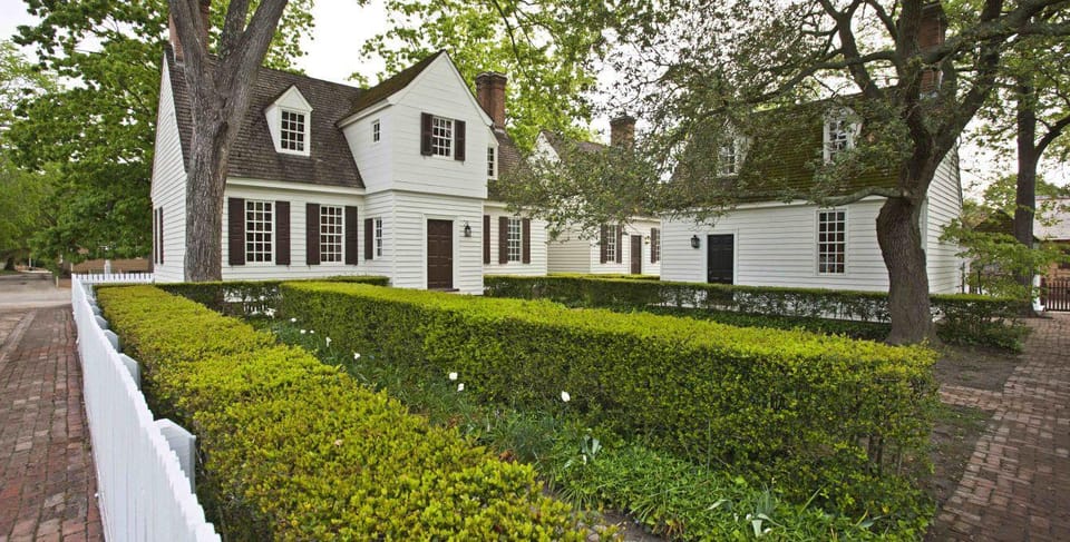 Colonial Houses, an official Colonial Williamsburg Hotel Hotel in Williamsburg