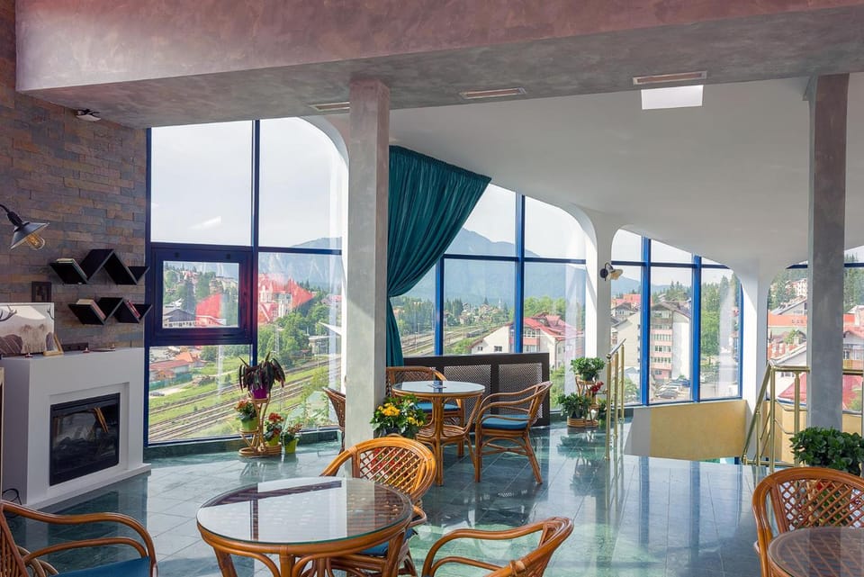 Hotel Ski&Sky Hotel in Prahova, Romania