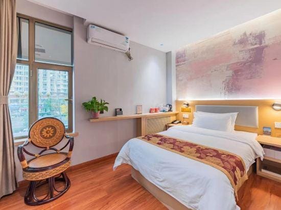 Lanzhou Jinhang Wisdom Inn Hotel in China