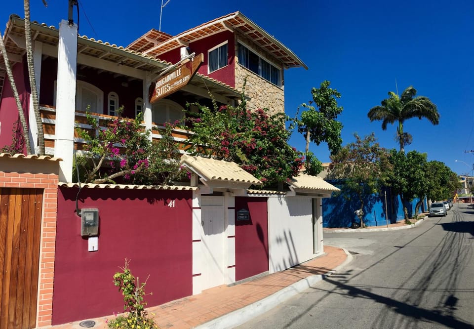Bougainville Suites Hotel in Vila Canaa