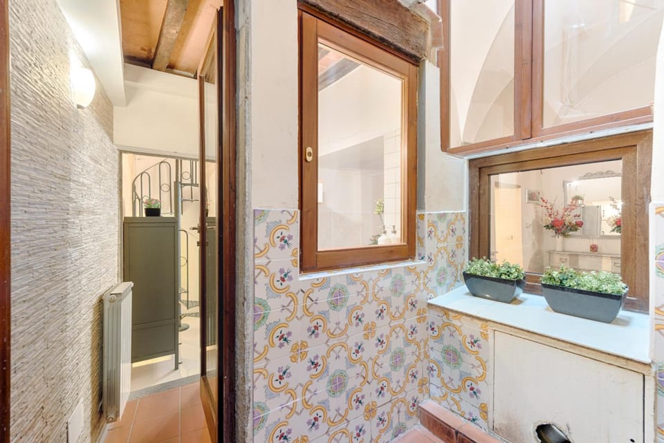 Santo Spirito Frescos by Mmega Hotel in Florence